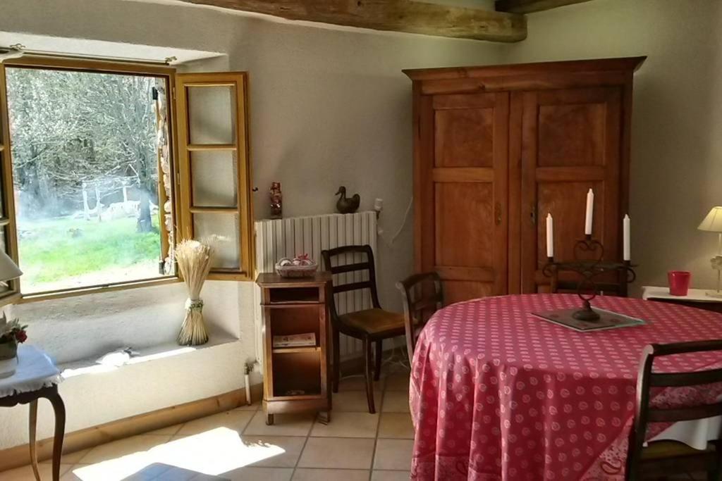 Bed and Breakfast Domaine De Lara Barcelonnette Exterior foto