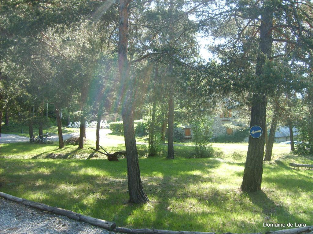 Bed and Breakfast Domaine De Lara Barcelonnette Exterior foto